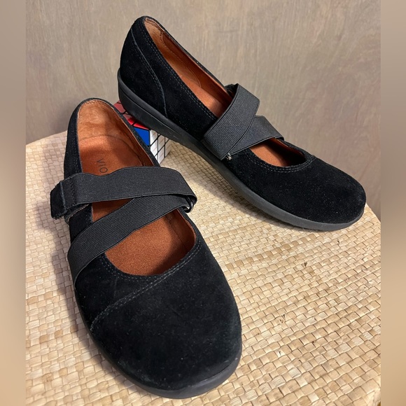 Vionic Shelby Mary Jane Black Suede size 8 - Picture 10 of 11